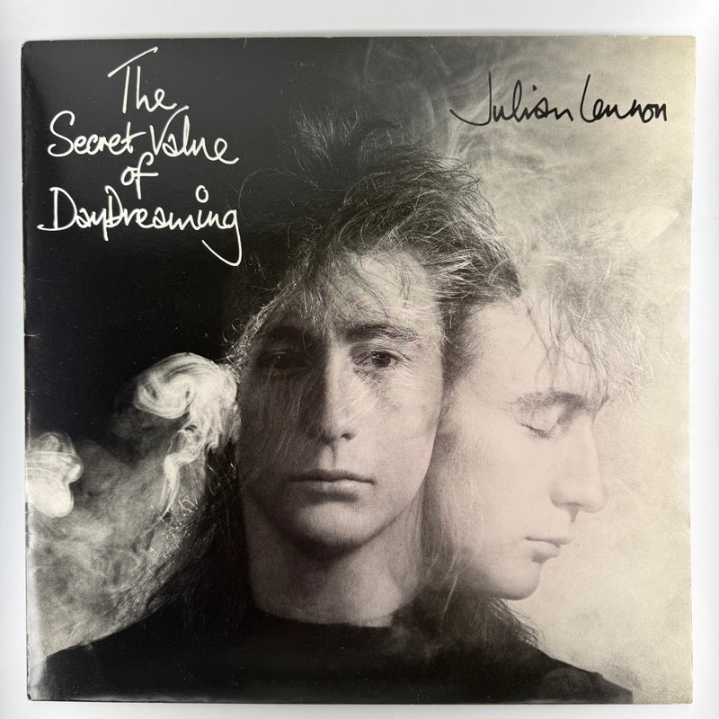 Julian Lennon: The Secret Value Of Daydreaming - Very Good Plus (VG+) / Very Good Plus (VG+)