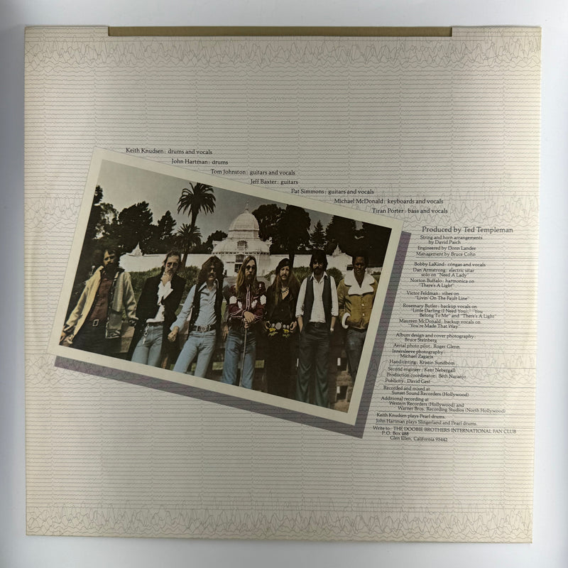 The Doobie Brothers: Livin' On The Fault Line - Very Good Plus (VG+) / Very Good (VG)