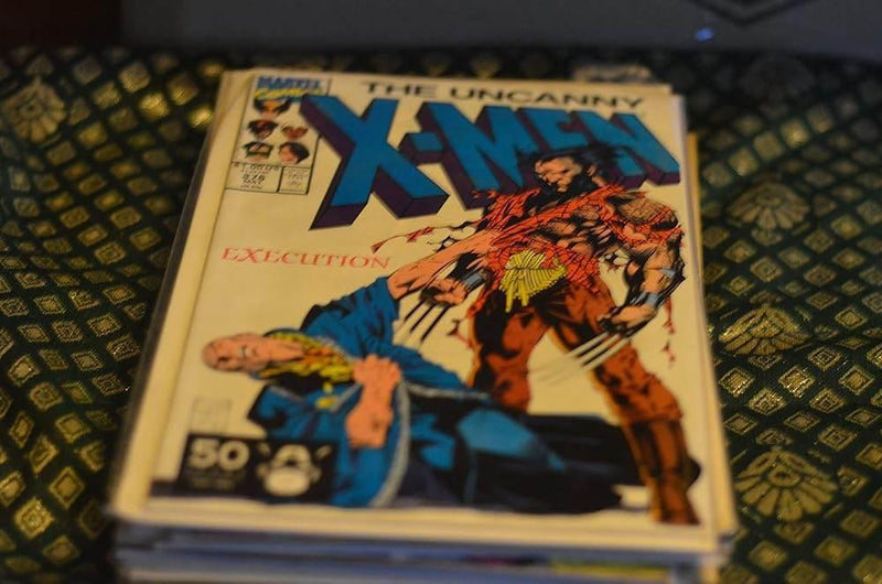 The Uncanny X-Men: Executions (The Uncanny X-Men) by Chris Claremont, Jim Lee - DD Music Geek