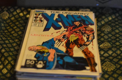 The Uncanny X-Men: Executions (The Uncanny X-Men) by Chris Claremont, Jim Lee - DD Music Geek