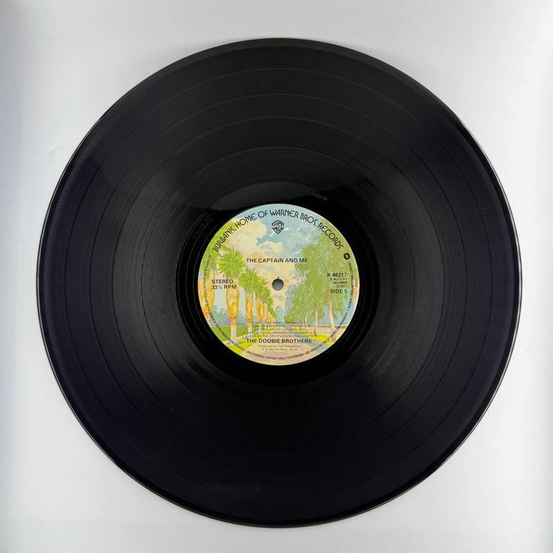 The Doobie Brothers: The Captain And Me - Very Good (VG) / Very Good Plus (VG+)